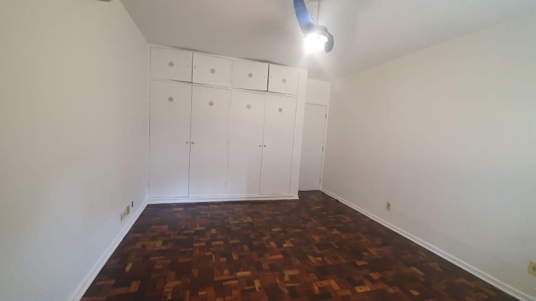 Imagem Casa com 3 Quartos à Venda, 230 m² em Indianópolis - São Paulo