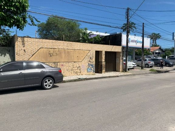 Imagem Imóvel com 3 Quartos à Venda, 277 m² em Cidade Dos Funcionários - Fortaleza Imagem Imóvel com 3 Quartos à Venda, 277 m² em Cidade Dos Funcionários - Fortaleza