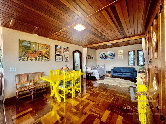 Imagem Casa com 4 Quartos à Venda, 1.116 m² em V Telma - Campos Do Jordão