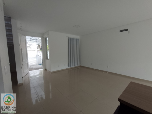 Imagem Casa com 3 Quartos à Venda, 122 m² em Escola Agrícola - Blumenau Imagem Casa com 3 Quartos à Venda, 122 m² em Escola Agrícola - Blumenau