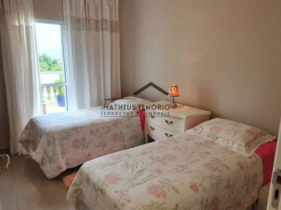 Imagem Cobertura com 3 Quartos à Venda, 177 m²