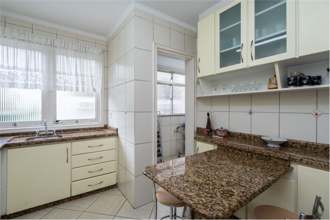 Imagem Apartamento com 3 Quartos à Venda, 131 m² em Higienópolis - Porto Alegre