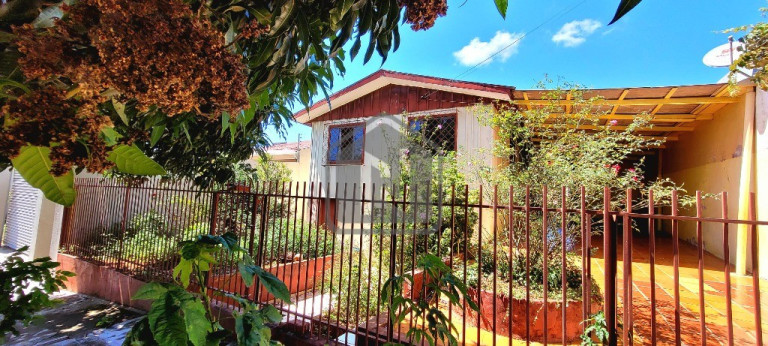 Casa com 3 Quartos à Venda, 221 m² em Cancelli - Cascavel