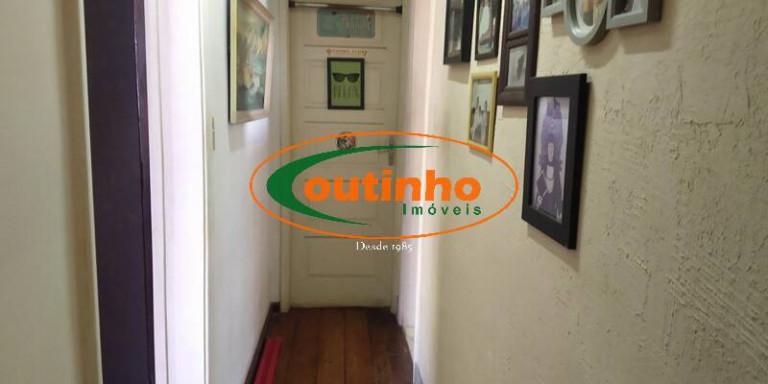 Imagem Apartamento com 4 Quartos à Venda, 140 m² em Tijuca - Rio De Janeiro Imagem Apartamento com 4 Quartos à Venda, 140 m² em Tijuca - Rio De Janeiro