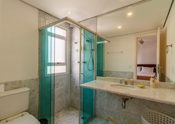 Imagem Imóvel com 4 Quartos à Venda, 223 m² em Vila Suzana - São Paulo Imagem Imóvel com 4 Quartos à Venda, 223 m² em Vila Suzana - São Paulo