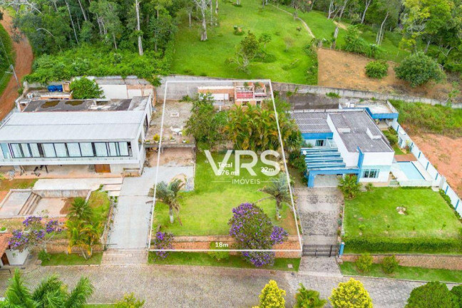 Terreno à Venda, 576 m² em Golfe - Teresópolis