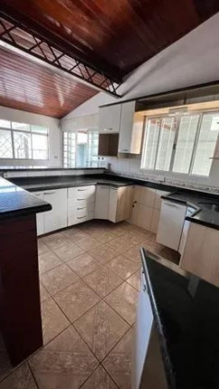 Imagem Casa com 4 Quartos à Venda, 300 m² em Jardim Botânico - Curitiba