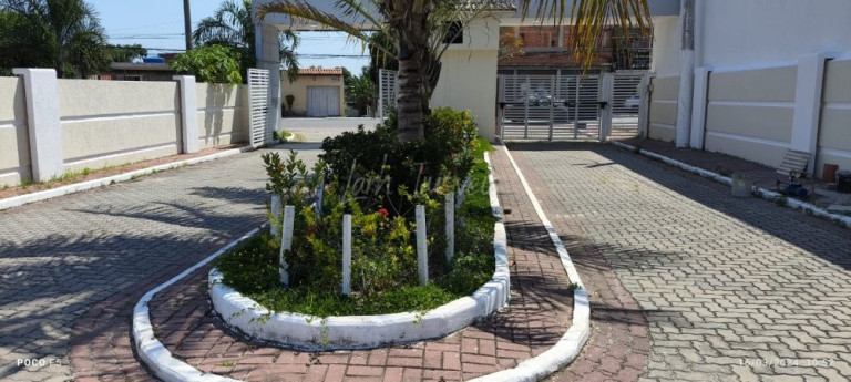 Imagem Casa com 3 Quartos à Venda, 300 m² em Santa Cruz - Rio De Janeiro