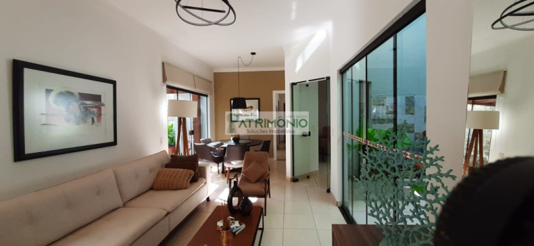 Imagem Casa com 3 Quartos à Venda, 243 m² em Estância Das Flores - Jaguariúna