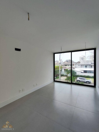 Imagem Casa de Condomínio com 4 Quartos à Venda, 350 m² em Barra Da Tijuca - Rio De Janeiro Imagem Casa de Condomínio com 4 Quartos à Venda, 350 m² em Barra Da Tijuca - Rio De Janeiro