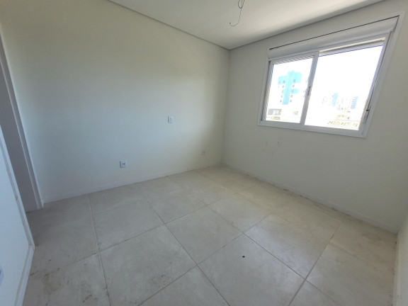 Imagem Apartamento com 2 Quartos à Venda, 66 m² em Centro - Santa Maria