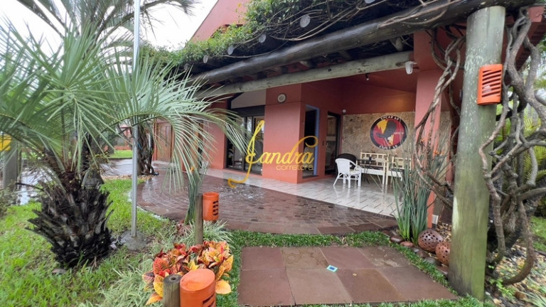 Imagem Casa com 4 Quartos à Venda, 290 m² em Centro - Xangri-la