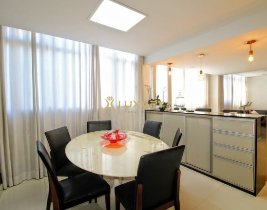 Imagem Imóvel com 4 Quartos à Venda, 150 m² em Lourdes - Belo Horizonte