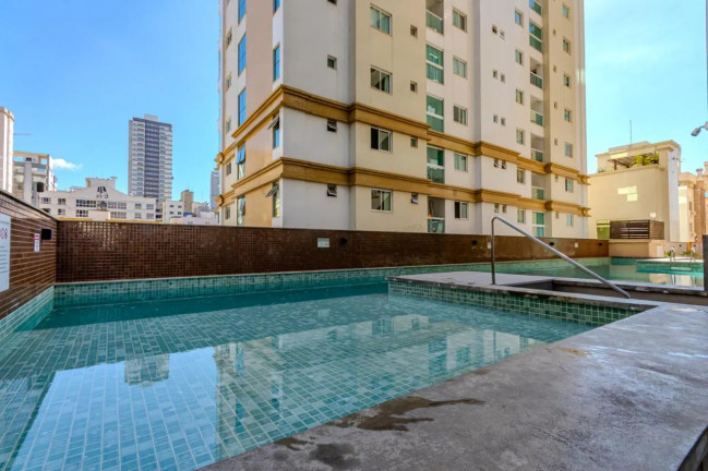 Apartamento com 4 Quartos à Venda, 200 m² em Meia Praia - Itapema