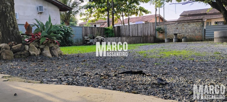 Imagem Casa com 3 Quartos à Venda, 286 m² em Centro - Balneário Barra Do Sul Imagem Casa com 3 Quartos à Venda, 286 m² em Centro - Balneário Barra Do Sul