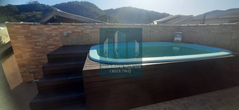 Imagem Casa com 3 Quartos à Venda, 158 m² em São João Do Rio Vermelho - Florianópolis Imagem Casa com 3 Quartos à Venda, 158 m² em São João Do Rio Vermelho - Florianópolis