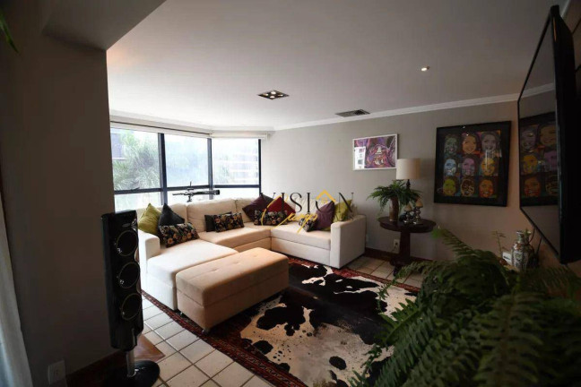 Apartamento com 4 Quartos à Venda, 306 m² em Cambuí - Campinas
