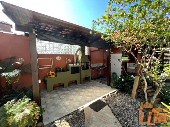 Imagem Casa com 3 Quartos à Venda, 300 m² em Toninhas - Ubatuba Imagem Casa com 3 Quartos à Venda, 300 m² em Toninhas - Ubatuba