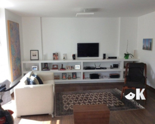 Apartamento com 3 Quartos à Venda, 182 m² em Jardim Paulista - São Paulo
