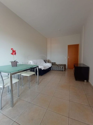 Imagem Apartamento com 3 Quartos para Alugar,  em Centro - Araraquara