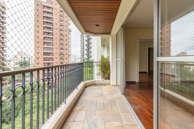 Imagem Imóvel com 3 Quartos à Venda,  em Vila Andrade - São Paulo