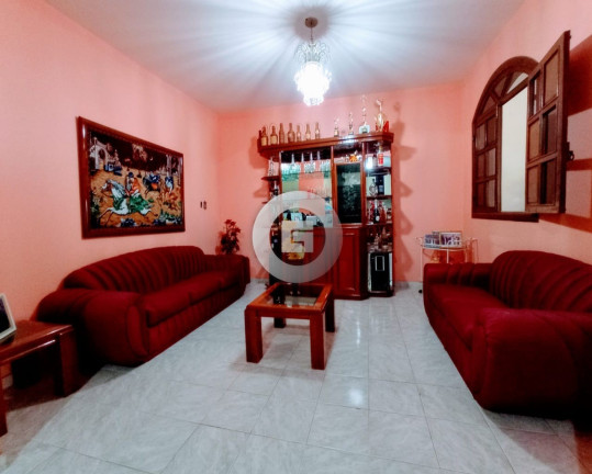 Imagem Casa com 3 Quartos à Venda, 360 m² em Sagrada Família - Montes Claros Imagem Casa com 3 Quartos à Venda, 360 m² em Sagrada Família - Montes Claros