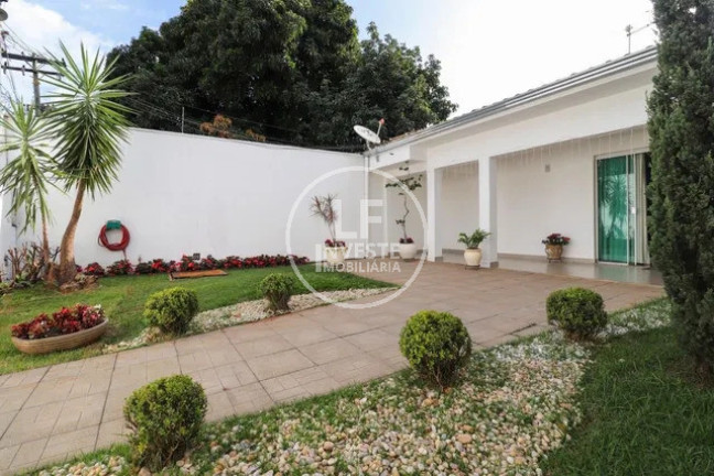Casa com 4 Quartos à Venda, 360 m² em Jardim América - Goiânia