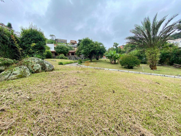 Casa com 7 Quartos à Venda, 280 m² em Araras - Teresópolis