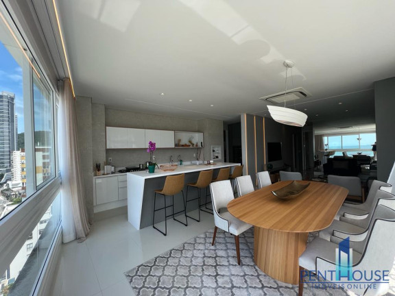 Imagem Apartamento com 3 Quartos à Venda, 139 m² em Centro - Balneário Camboriú Imagem Apartamento com 3 Quartos à Venda, 139 m² em Centro - Balneário Camboriú