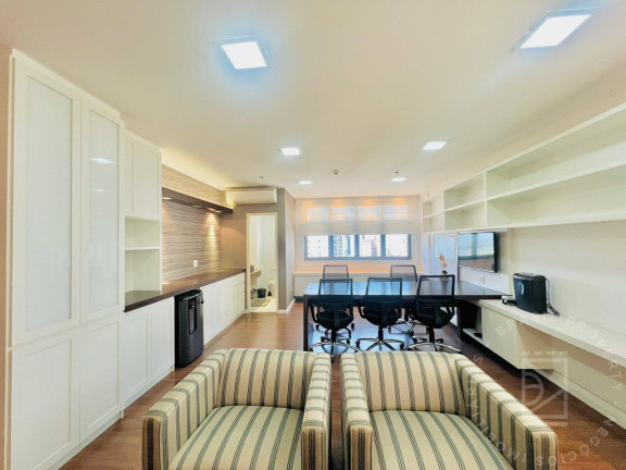 Sala Comercial à Venda, 54 m² em Jardim Aquarius - São José Dos Campos