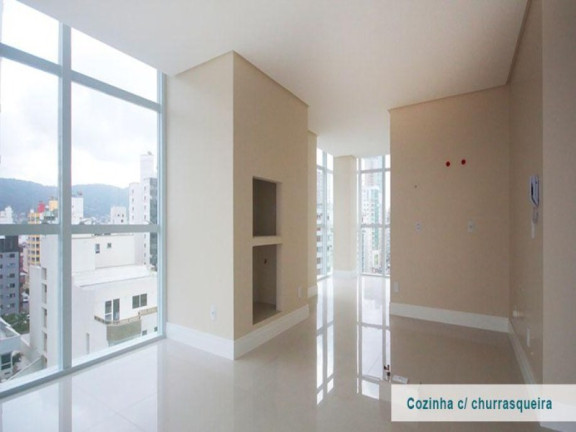 Imagem Imóvel com 4 Quartos à Venda, 145 m² em Centro - Balneário Camboriú
