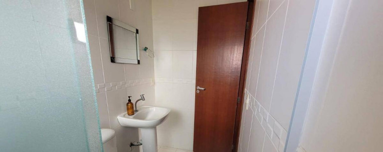 Imagem Casa com 3 Quartos à Venda, em Campeche - Florianópolis Imagem Casa com 3 Quartos à Venda, em Campeche - Florianópolis