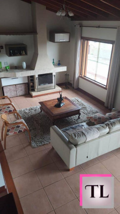 Imagem Casa com 3 Quartos à Venda, 330 m² em Poços De Caldas