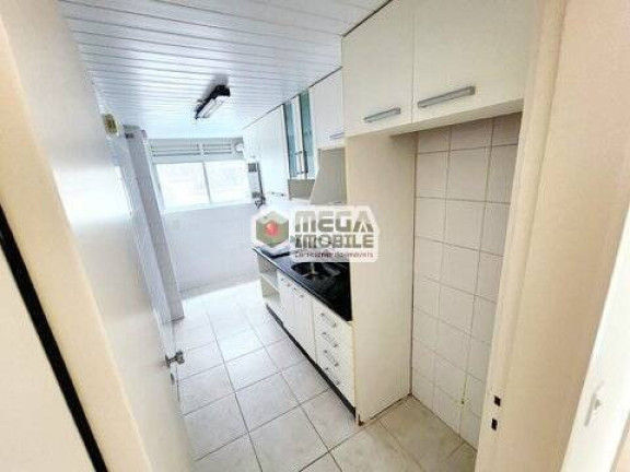 Imagem Apartamento com 2 Quartos à Venda, 69 m² em Centro - Florianópolis
