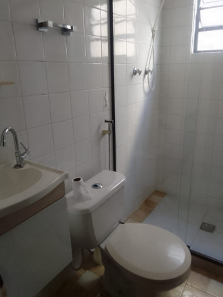 Imagem Casa com 3 Quartos para Alugar, em Campo Grande - Rio De Janeiro Imagem Casa com 3 Quartos para Alugar, em Campo Grande - Rio De Janeiro