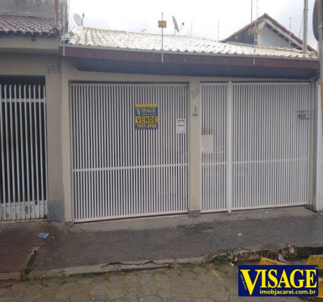 Casa com 4 Quartos à Venda,  em Centro - Jacareí