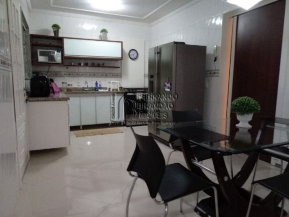 Imagem Casa com 5 Quartos à Venda, 500 m² em Recreio Dos Bandeirantes - Rio De Janeiro Imagem Casa com 5 Quartos à Venda, 500 m² em Recreio Dos Bandeirantes - Rio De Janeiro