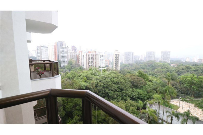 Imagem Apartamento com 3 Quartos à Venda, 189 m² em Vila Suzana - São Paulo
