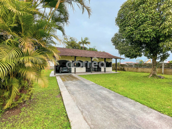 Imagem Casa com 3 Quartos à Venda, 660 m² em Costeira - Balneário Barra Do Sul Imagem Casa com 3 Quartos à Venda, 660 m² em Costeira - Balneário Barra Do Sul