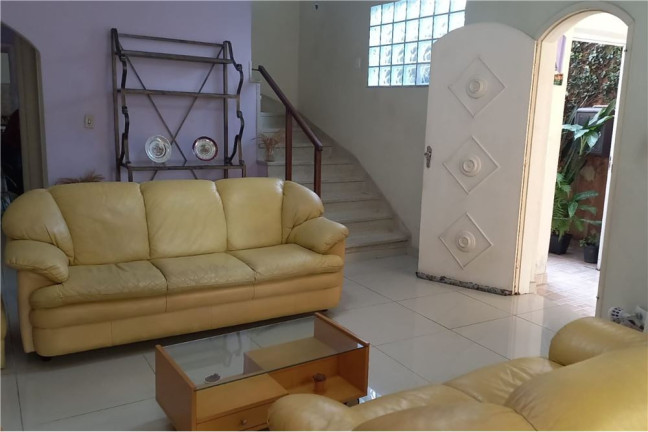 Imagem Sobrado com 3 Quartos à Venda, 173 m² em Bom Clima - Guarulhos
