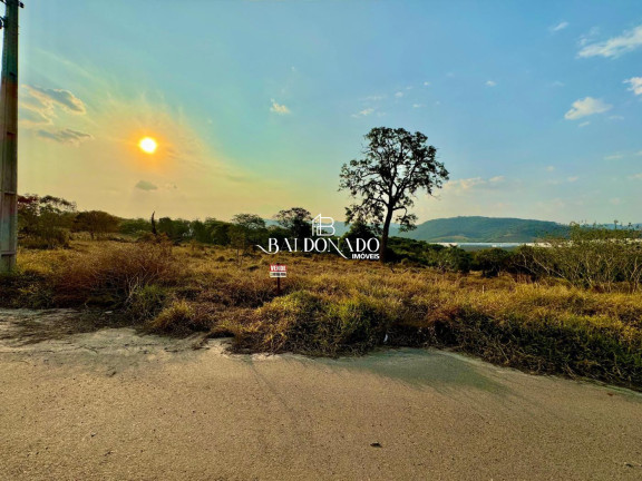 Imagem Terreno à Venda, 418 m² em Centro - Extrema Imagem Terreno à Venda, 418 m² em Centro - Extrema