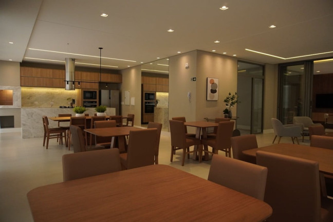 Imagem Apartamento com 3 Quartos à Venda, 155 m² em Hugo Lange - Curitiba