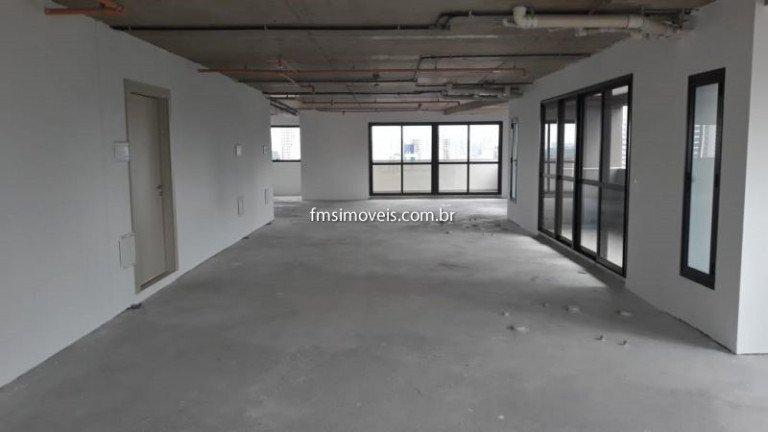 Sala Comercial à Venda, 640 m² em Brooklin - São Paulo