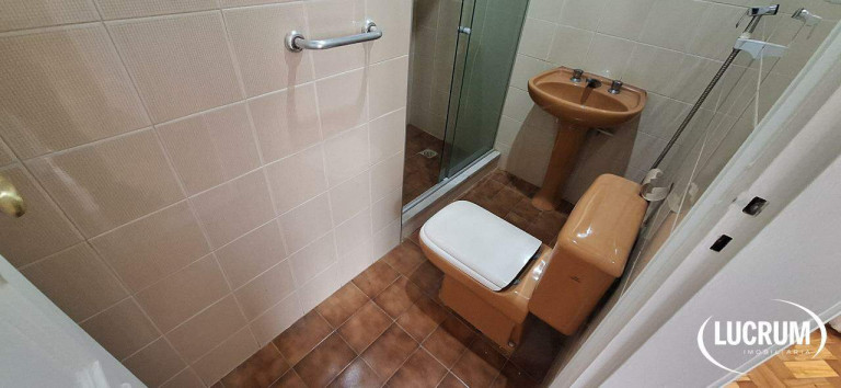 Imagem Apartamento com 3 Quartos para Alugar, 110 m² em Copacabana - Rio De Janeiro Imagem Apartamento com 3 Quartos para Alugar, 110 m² em Copacabana - Rio De Janeiro