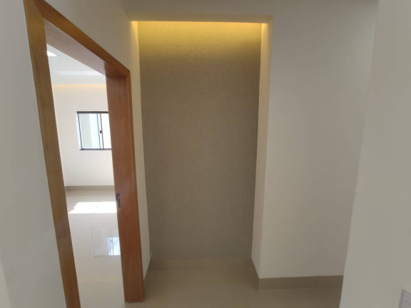 Imagem Casa com 3 Quartos à Venda, 185 m² em Jardim Balneário Meia Ponte - Goiânia