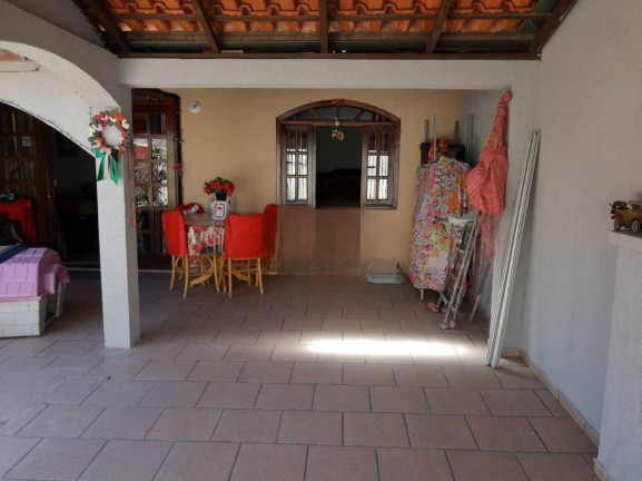 Imagem Casa com 3 Quartos à Venda, 75 m² em Capão Da Imbuia - Curitiba