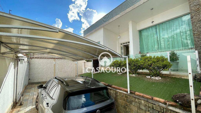 Imagem Casa com 7 Quartos à Venda, 400 m² em São Lucas - Belo Horizonte Imagem Casa com 7 Quartos à Venda, 400 m² em São Lucas - Belo Horizonte