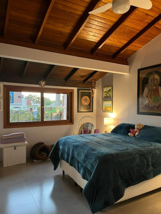 Imagem Casa com 4 Quartos à Venda, 180 m² em Ambrósio - Garopaba