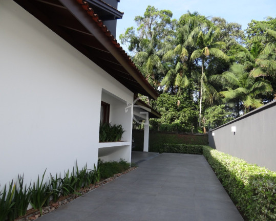 Imagem Casa com 4 Quartos à Venda, 500 m² em Glória - Joinville Imagem Casa com 4 Quartos à Venda, 500 m² em Glória - Joinville