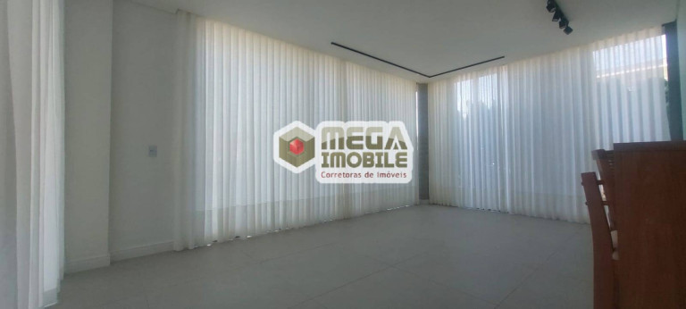 Imagem Casa com 3 Quartos à Venda, 166 m² em Itacorubi - Florianópolis Imagem Casa com 3 Quartos à Venda, 166 m² em Itacorubi - Florianópolis